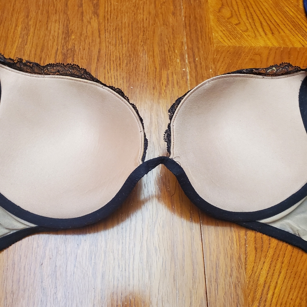 Victorias secret push-up bra - Picture 2 of 3